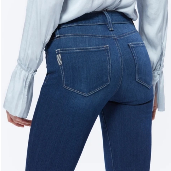 🎉HP🎊 PAIGE Howard Skyline Skinny Jeans - Picture 4 of 14